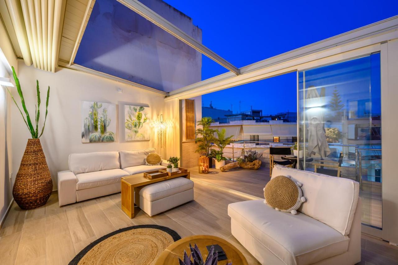 Fiorela'S Casa- A Stylish Loft Apartment In The Heart Of プレベザ エクステリア 写真